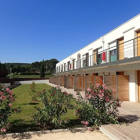Les Jardins D'athena Apartahotel